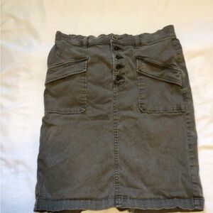 🎉🥂1/2 off 3+🛍️ Pilcro and Letterpress green skirt Anthropologie